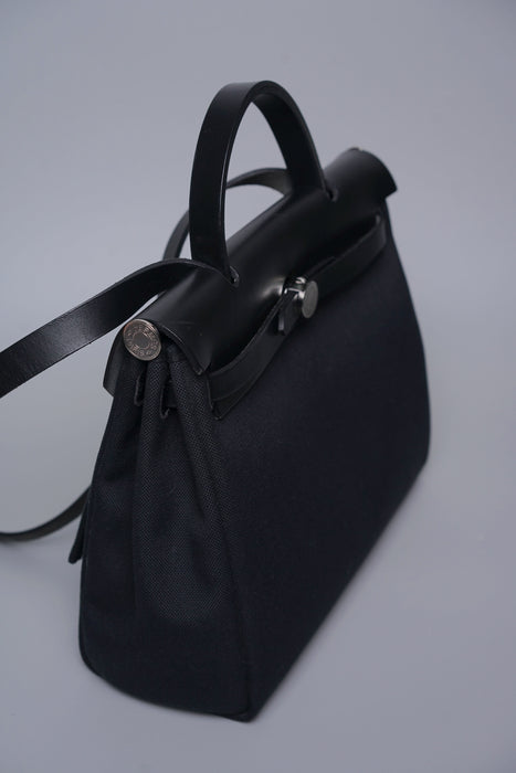 Hermes Herbag 31 in Noir Phw