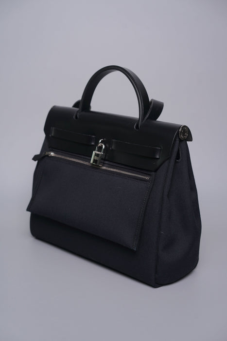 Hermes Herbag 31 in Noir Phw