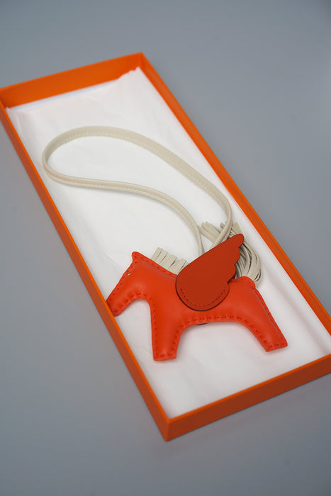 Hermes Pegase Charm PM in Poppy / Craie / Terre Battue (Brand New)