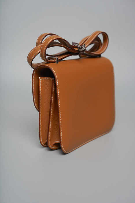 Hermes Constance 18 in Gold Epsom Phw (Brand New)