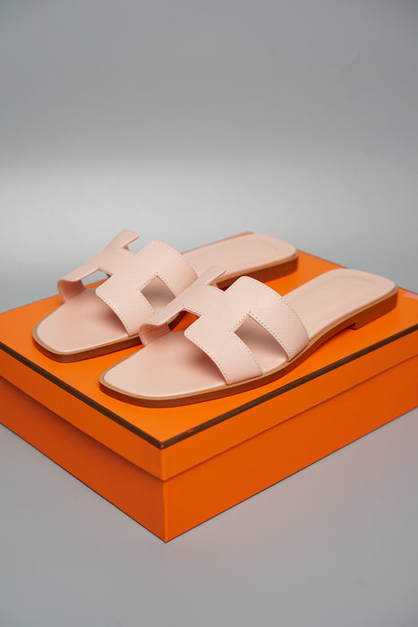 Hermes Oran Sandals in Rose Pale Size 38.5 (Brand New)