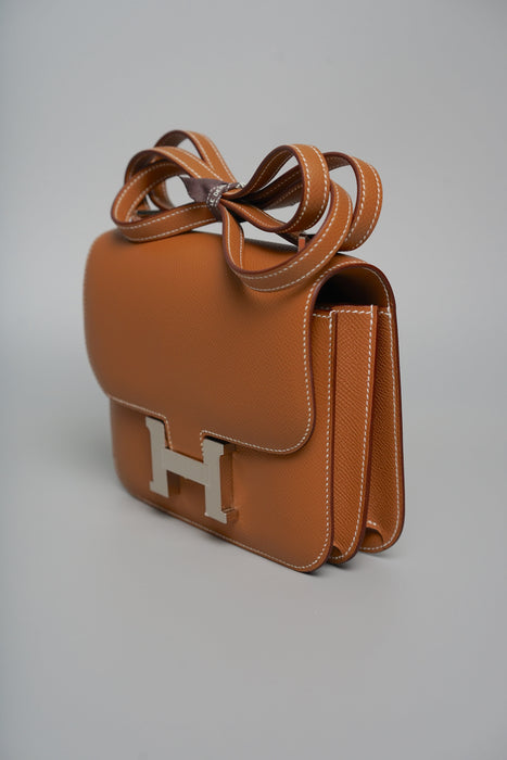 Hermes Constance 18 in Gold Epsom Phw (Brand New)