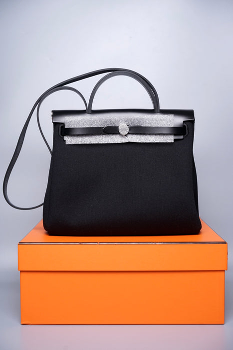 Hermes HerBag 31 in Noir Phw (Brand New)