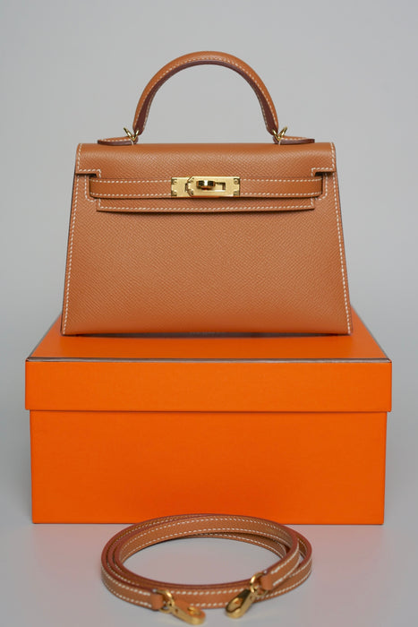 Hermes Kelly 20 in Gold Epsom Ghw