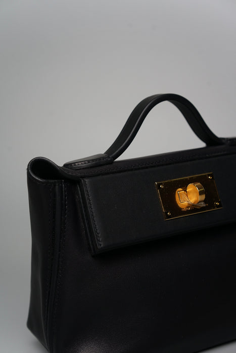 Hermes 2424-21 in Black Volupto Ghw (Brand New)