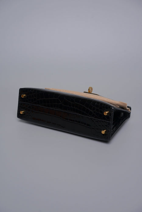 Hermes Kelly Sellier 20 in Noir Shiny Alligator Ghw