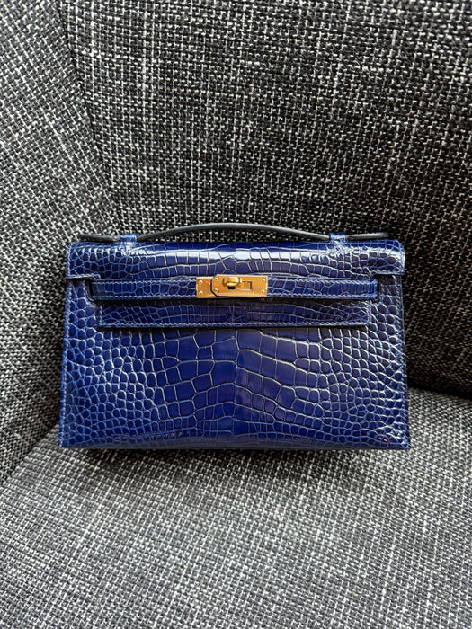 Hermes Kelly Pochette in Blue Marine Shiny Alligator Ghw