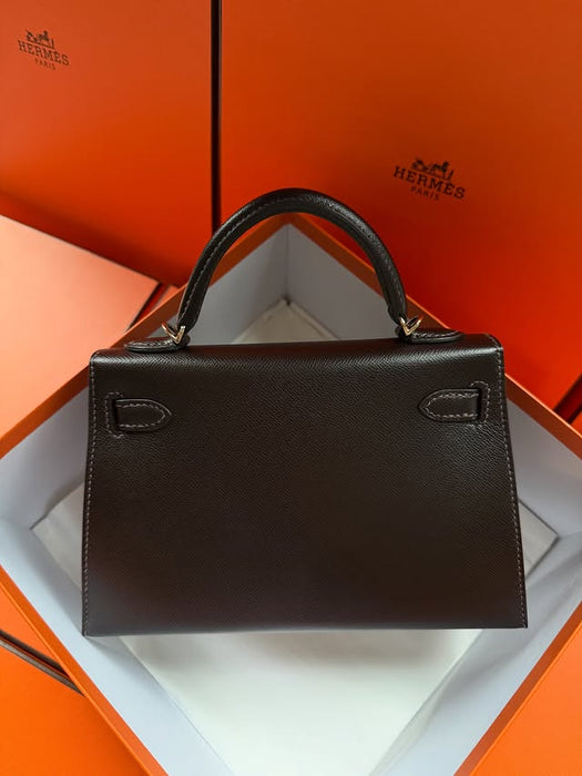 Hermes Kelly 20 in Bai Brun Madame Permabrass (Brand New)
