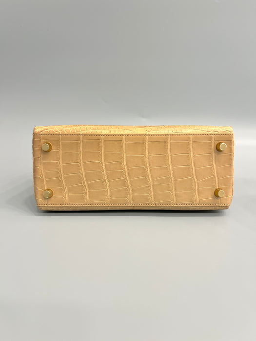 Hermes Kelly 25 in Chai Matte Alligator Ghw (Brand New)