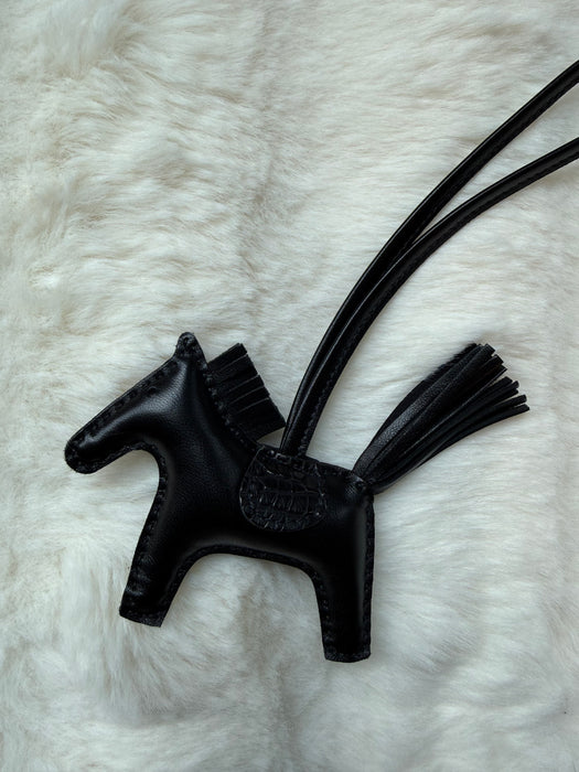 Hermes Rodeo Charm PM in Noir Alligator Touch (Brand New)