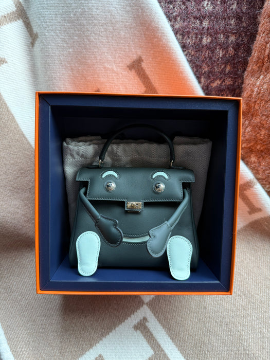 Hermes Kelly Dole in Vert Fonce/Vert Peppermint Permabrass (Brand New)