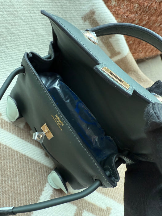 Hermes Kelly Dole in Vert Fonce/Vert Peppermint Permabrass (Brand New)