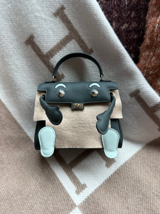 Hermes Kelly Dole in Vert Fonce/Vert Peppermint Permabrass (Brand New)
