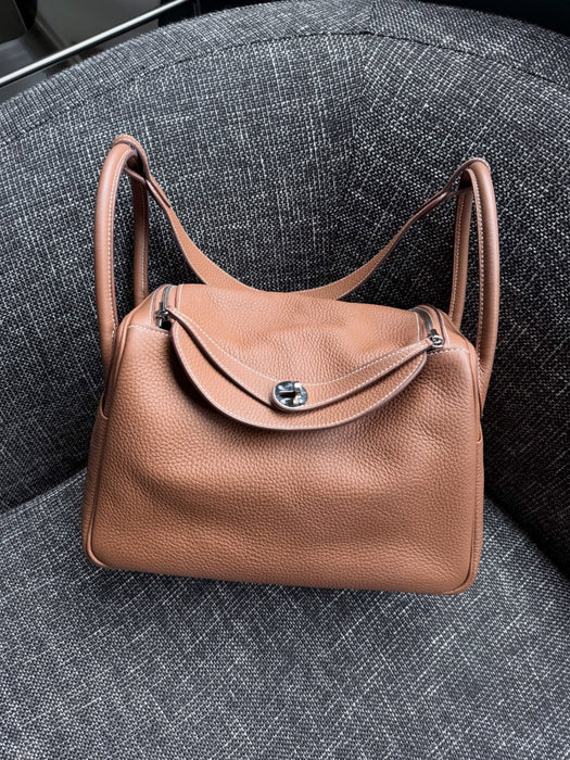 Hermes Lindy 30 in Gold Clemence Phw