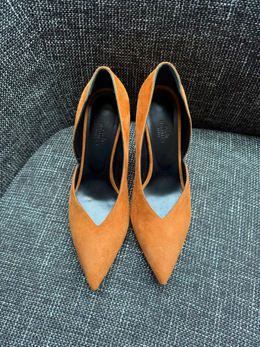 Hermes Escarpin Fatale 85 Chevre Velours Pumps Heel in Naturel Size 37.5 (Brand New)