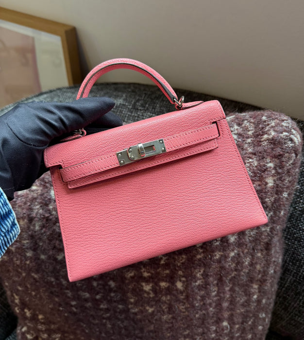Hermes Kelly 20 in Rose Ete Chevre Phw