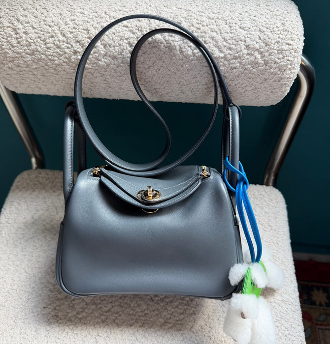 Hermes Mini Lindy in Gris Misty Swift Permabrass