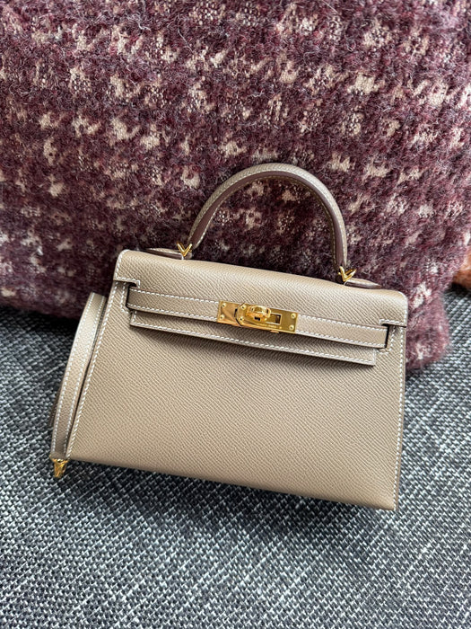Hermes Kelly 20 in Etoupe Epsom Ghw