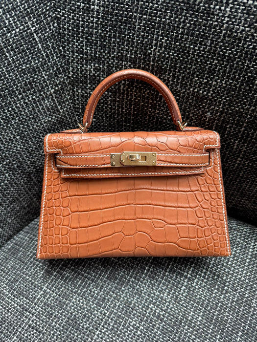 Hermes Kelly 20 HSS in Gold Matte Alligator Permabrass (Brand New)