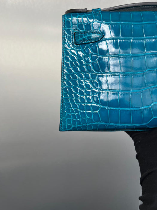 Hermes Kelly Pochette in Blue Izmir Shiny Alligator Phw