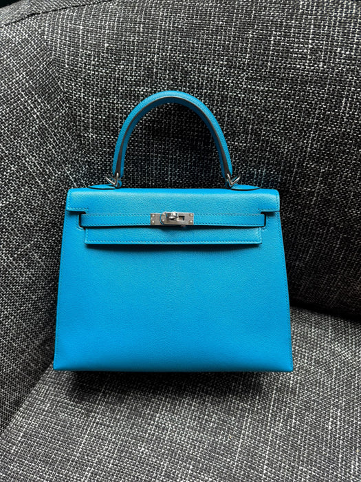 Hermes Kelly 25 in Blue Zanzibar Chevre Chamkila Phw