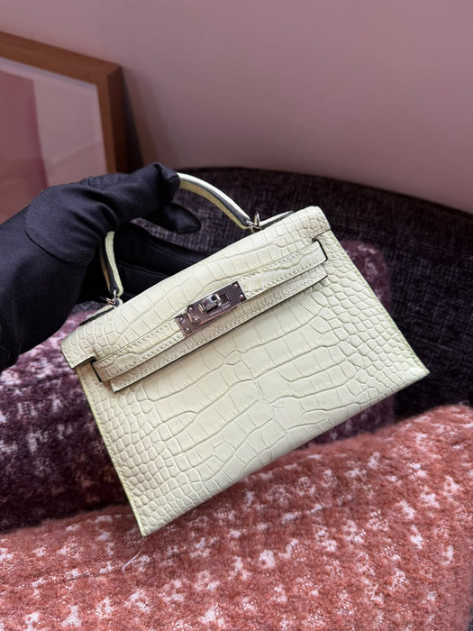 Hermes Kelly 20 in Jaune Bourgeon Matte Phw (Brand New)