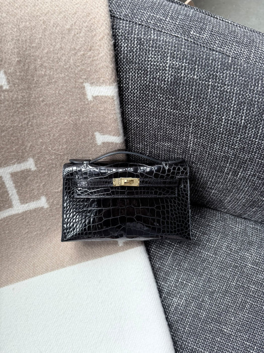 Hermes Kelly Pochette in Black Shiny Alligator Ghw( Brand New)