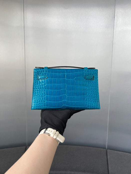 Hermes Kelly Pochette in Blue Izmir Shiny Alligator Phw