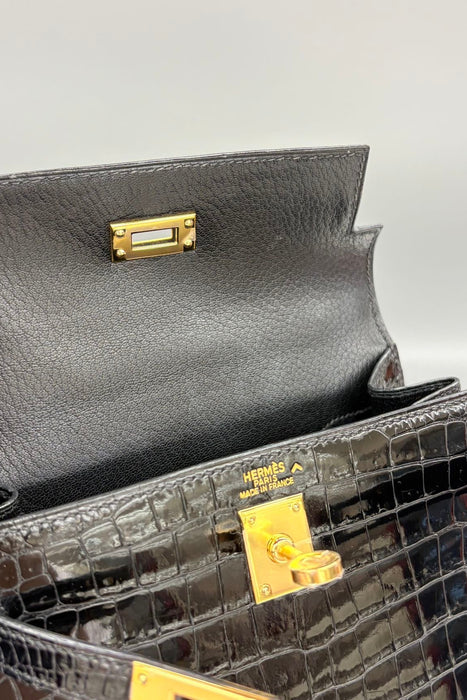 Hermes Kelly 20 Vintage in Black Shiny Porosus Ghw