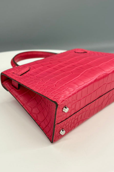 Hermes Kelly 20 in Rose Extreme Matte Alligator Phw