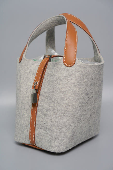 Hermes Picotin 18 in Gris Clair Felt/Gold (Brand New)