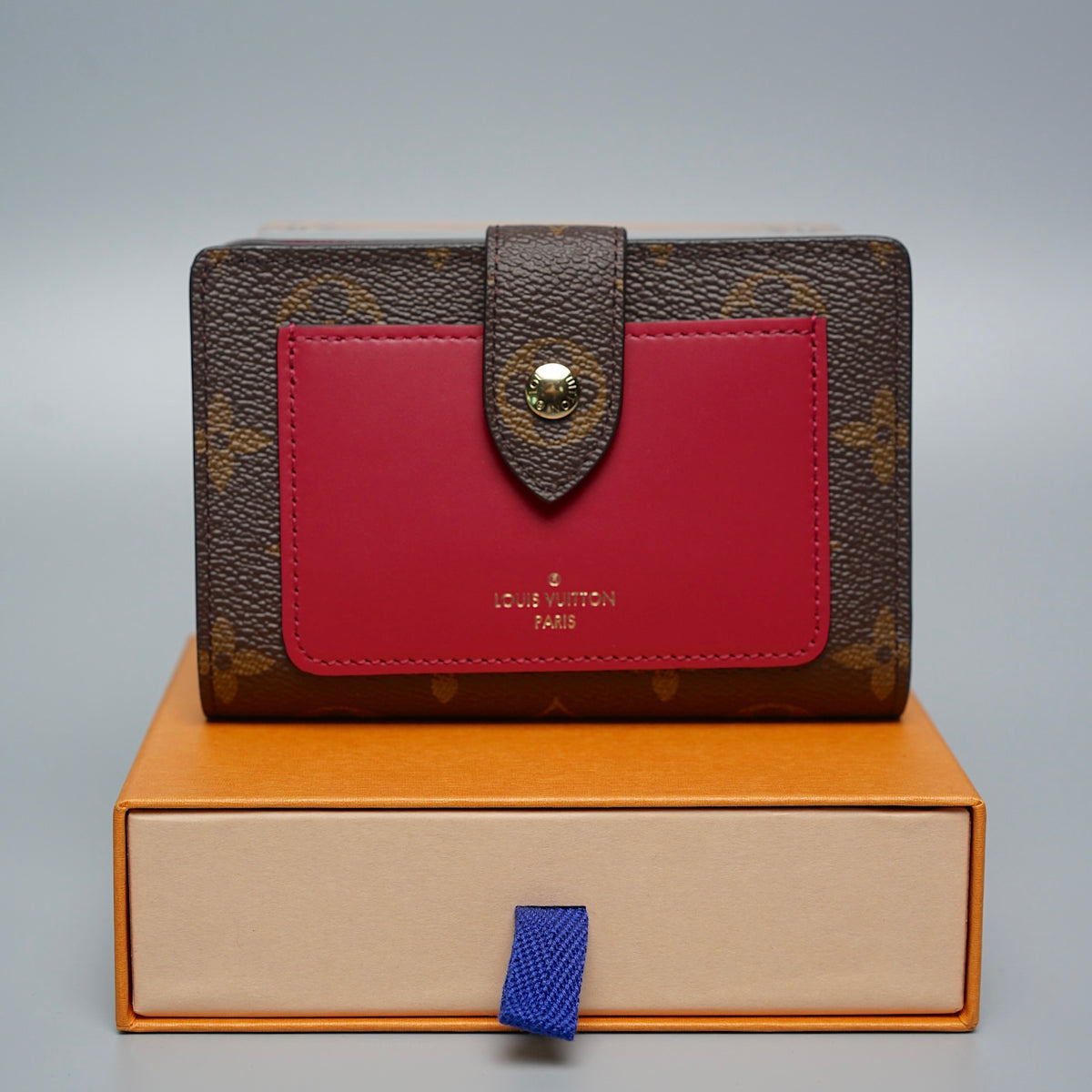 Louis Vuitton LV Juliette wallet pink Leather ref.386033 - Joli Closet
