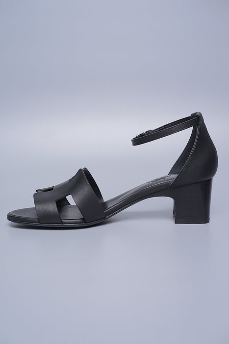 Hermes Encens Sandals in Noir Phw Size 38.5 (Brand New)