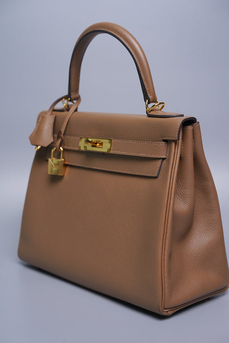 Hermes Kelly 28 Retourne Beige de Weimar in Ghw