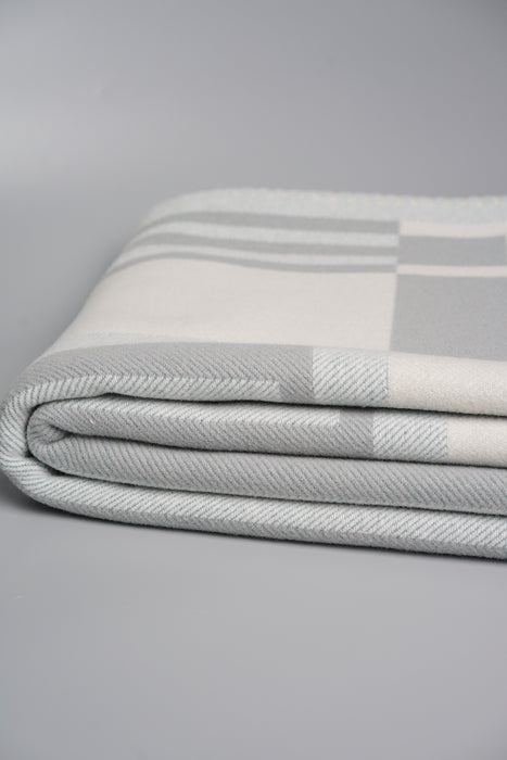 Hermes Ithaque Throw Blanket in Gris Perle (Brand New)