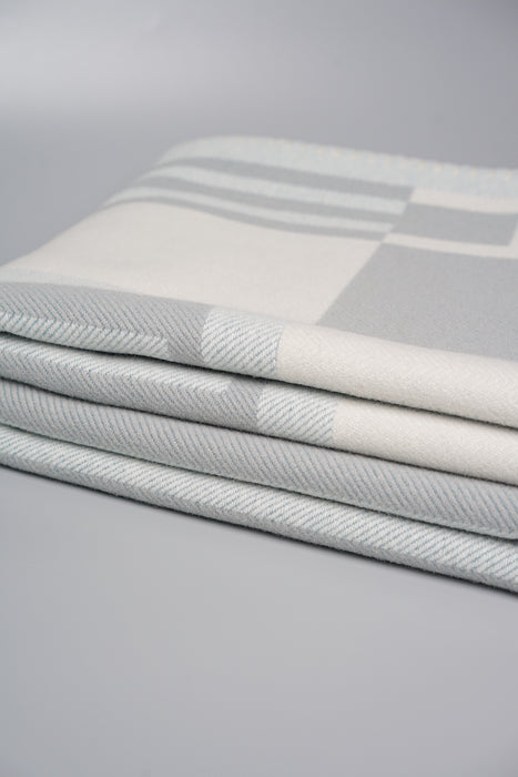 Hermes Ithaque Throw Blanket in Gris Perle (Brand New)