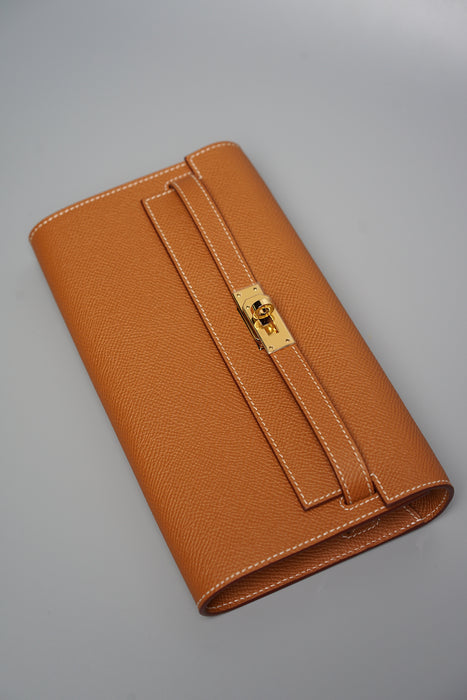 Hermes Kelly To Go in Gold Ghw (Brand New)