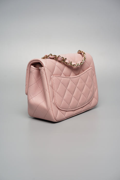 Chanel Mini Square in 22A Sakura Pink (Brand new)