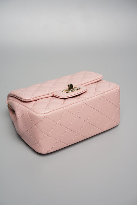 Chanel Mini Square in 22A Sakura Pink (Brand new)