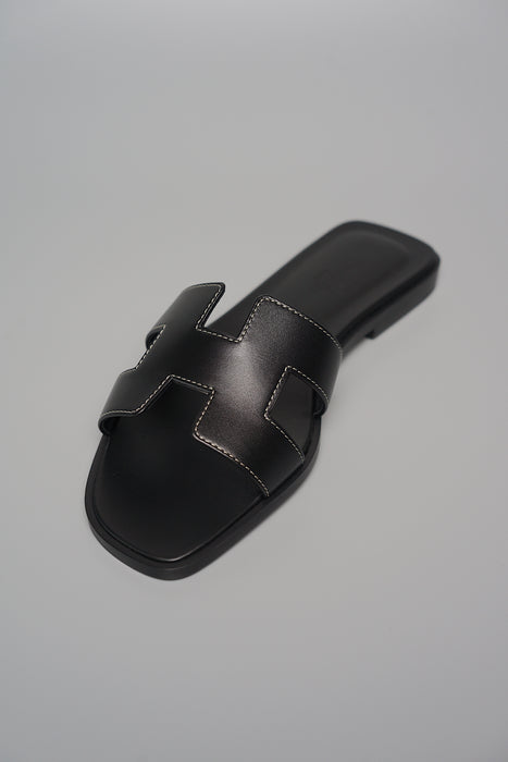 Hermes Oran Sandals in Noir Size 37 (Brand New)