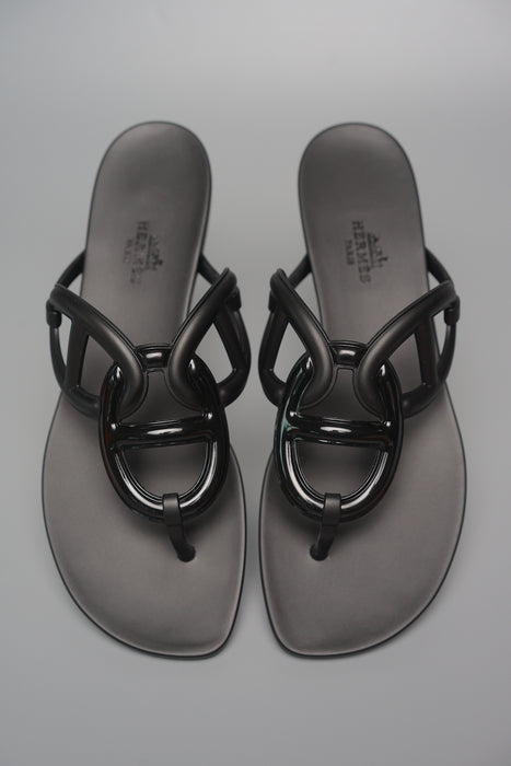 Hermes Egerie Sandals in Noir Size 38 (Brand New)