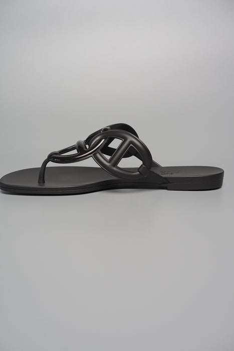 Hermes Egerie Sandals in Noir Size 38 (Brand New)