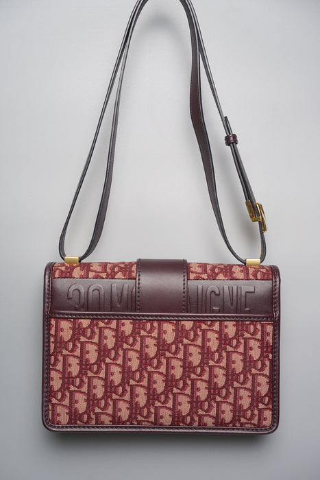 Dior 30 Montaigne in Red Oblique Jacquard