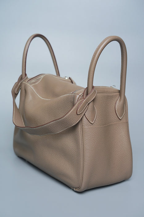 Hermes Lindy 30 in Etoupe Phw