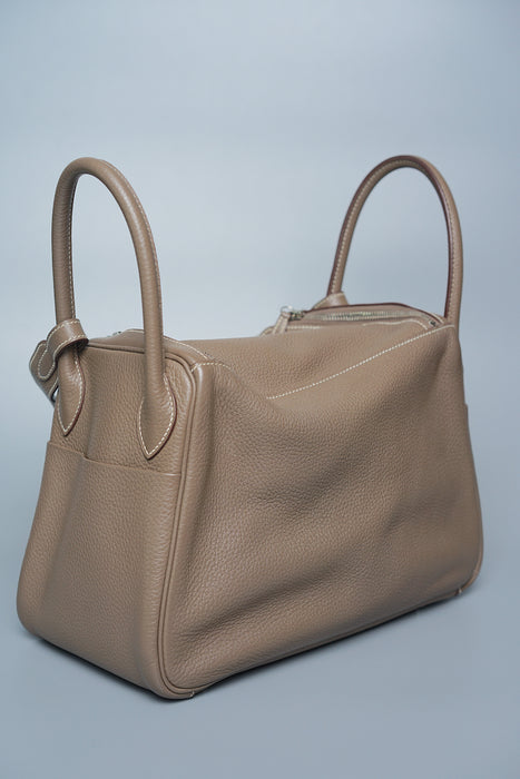 Hermes Lindy 30 in Etoupe Phw