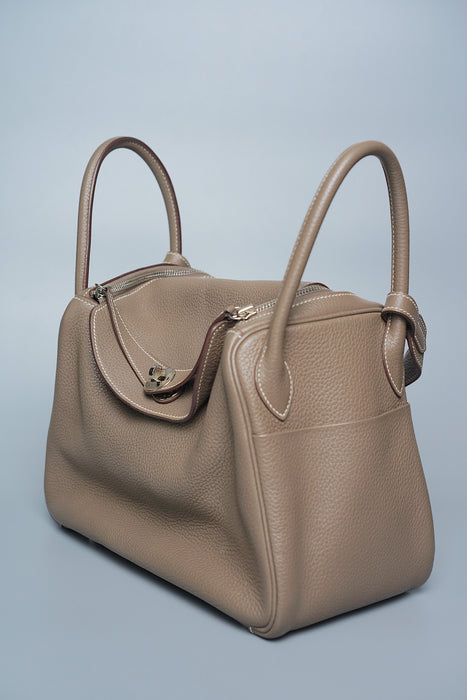 Hermes Lindy 30 in Etoupe Phw