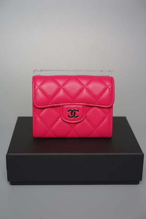 Chanel Cardholder in Fuschia Lambskin (Brand New)