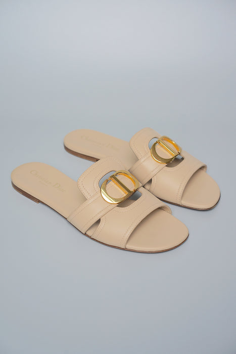 Dior 30 Montaigne Slides in Size 37