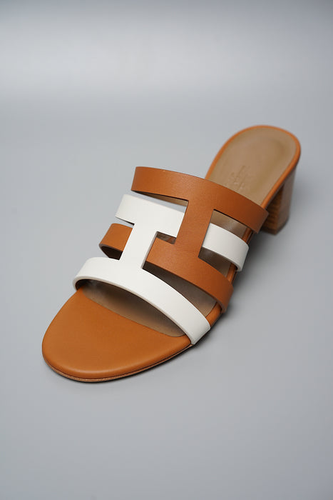 Hermes Amore Oasis Sandals in Size 37 (Brand New)