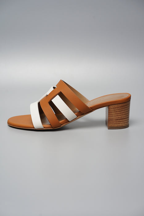 Hermes Amore Oasis Sandals in Size 37 Brand New orangeporter